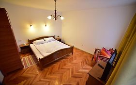 Thalia Apartment